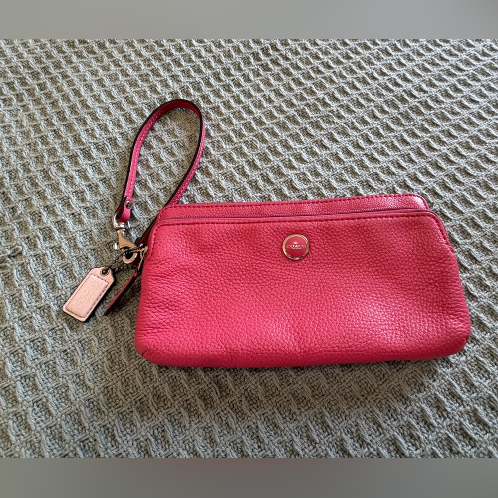 Coach pink leather wristlet double zip wallet - Picture 12 of 12